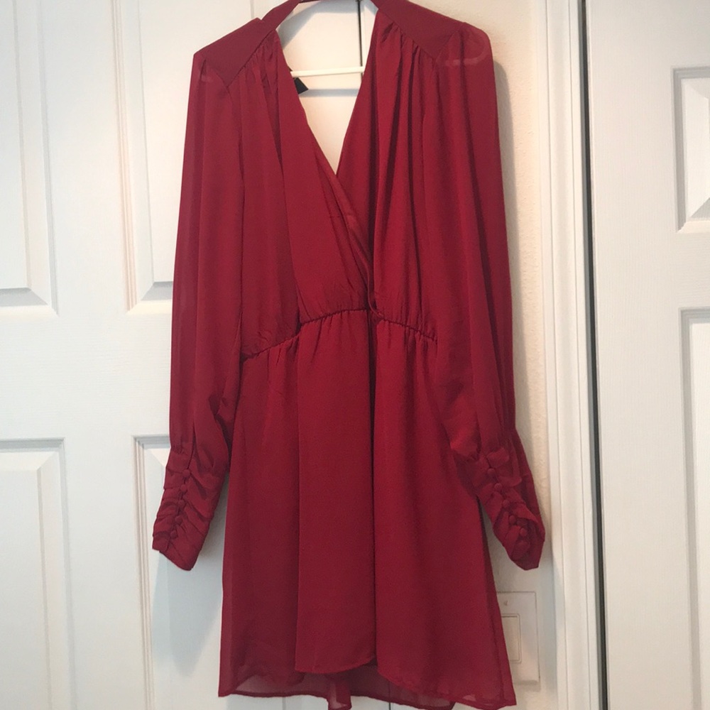 Red v neck polyester dress